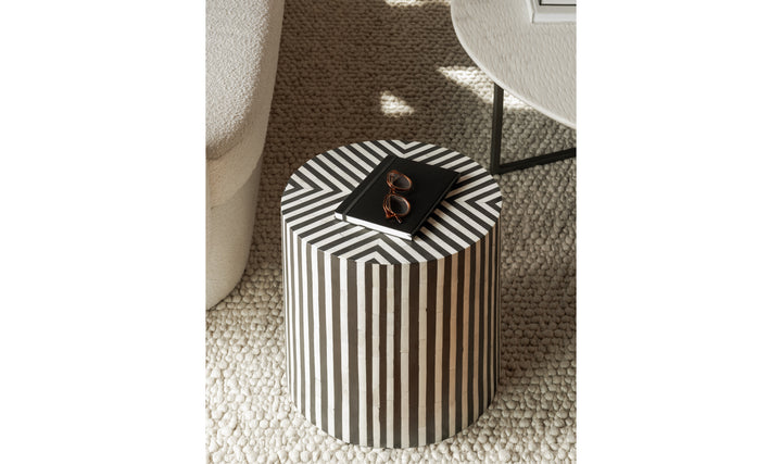 Chameau Side Table