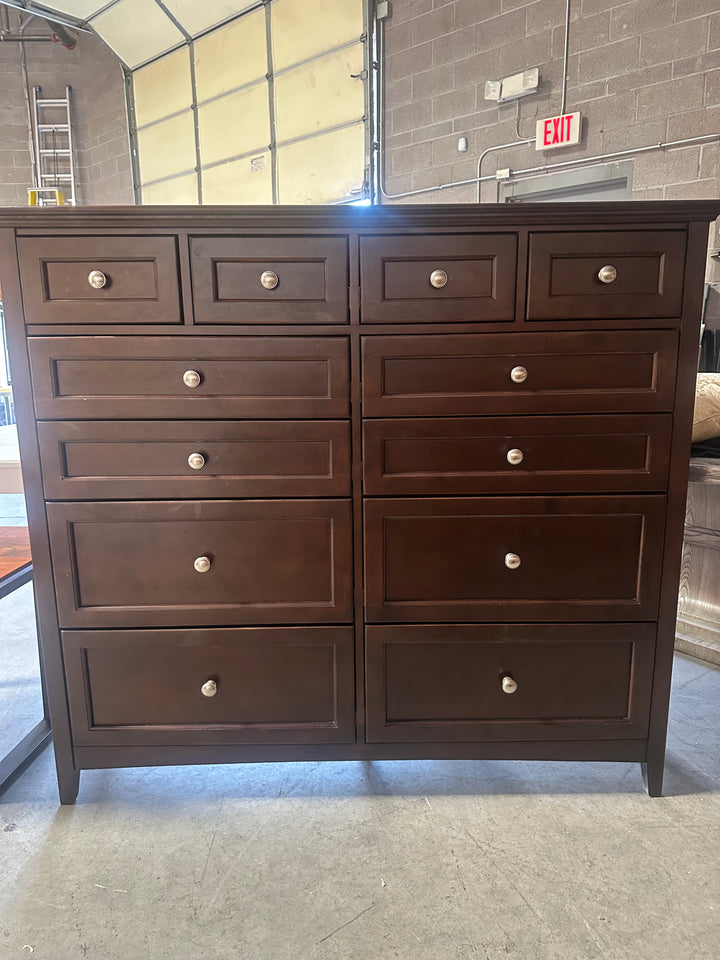 Whittier Wood 11 Drawer Mckenzie Dresser Mahogany